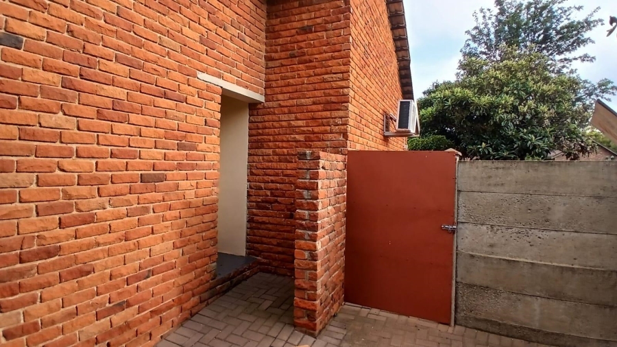 3 Bedroom Property for Sale in Fichardt Park Free State